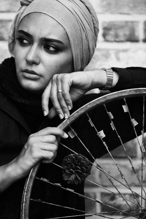 عکس های بسیار زیبا و دیدنی از لیندا کیانی 92