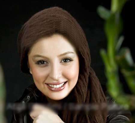 عکس های جدید نیوشا ضیغمی در کنار خانواده اش