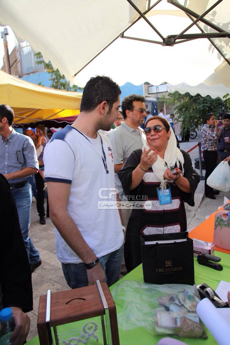 عکس های بازیگران و هنرمندان در موسسه خیریه بهنام دهش پور
