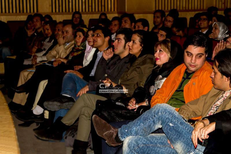 عکس های جدید نیوشا ضیغمی و همسرش