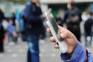 بازنگری قانون ممنوعیت ورود موبایل به مدارس
