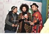خواننده آهنگ سوسن خانم روی فرش قرمز جشنواره فیلم فجر