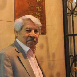 متن غم انگیز داوود رشیدی برای سنگ قبرش