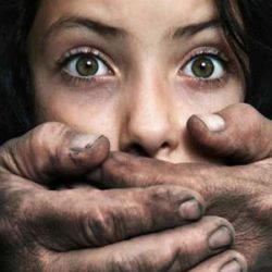 داستان تکان دهنده تجاوز به سمیه دختر 19 ساله با رضایت پدر و مادرش