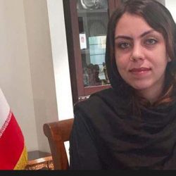 رهبر انقلاب سفر به مکه را به نرگس کلباسی هدیه کرد