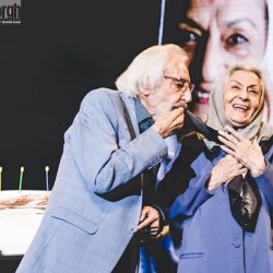 عکس های دیدنی از تولد 90 سالگی بانو ژاله علو در اختتامیه فیلم شهر
