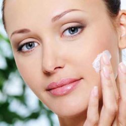 معرفی مرطوب کننده های طبیعی برای پوست خشک