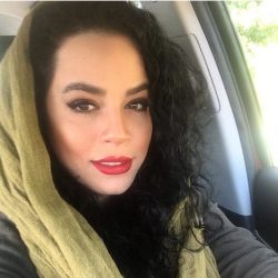 عکس های دیدنی ملیکا شریفی نیا با تیپ متفاوت در پاریس!