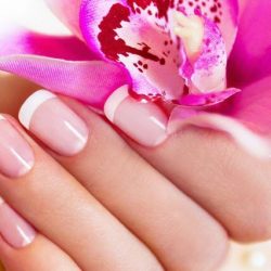نکاتی جالب درباره انجام مانیکور خانگی ناخن‎ + عکس