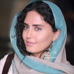 تیپ متفاوت الناز شاکردوست در کنار همکاران مردش / عکس