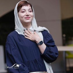 عکس/ تیپ روشنک گرامی در اکران خصوصی فیلم مالاریا
