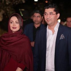 عکس / دورهمی شیلا خداداد به همراه همسر و فرزندانش در کنار رضا گلزار