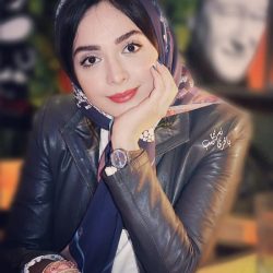 سلفی خسته المیرا دهقانی بازیگر