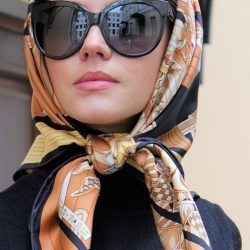 روش بستن روسری ساتن