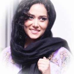 استایل متفاوت پریناز ایزدیار در اکران مردمی فیلم سرخ پوست / 7 عکس