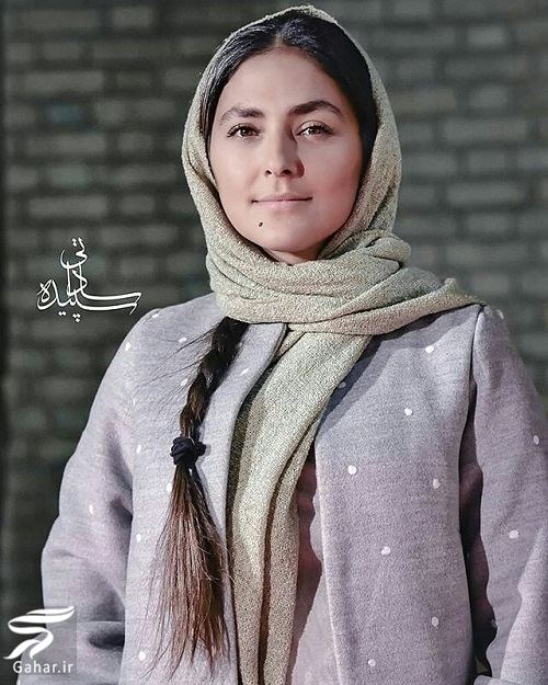هدی زین العابدین در کنار پدر و خواهرش در اکران کرگدن / 5 عکس