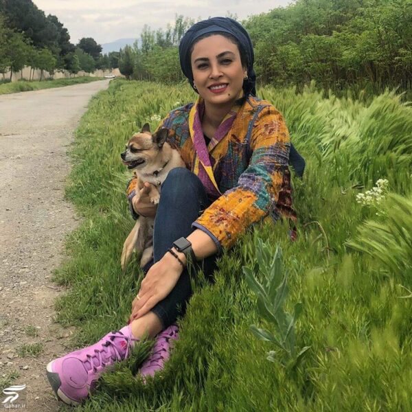 عکس حدیثه تهرانی و حیوان خانگی اش در پیاده روی!