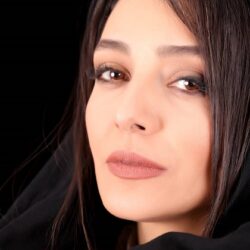 اولین عکس ساره بیات و همسرش