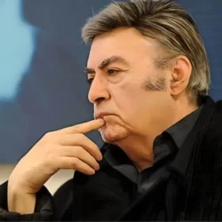 بیوگرافی ناصر طهماسب دوبلور معروف + علت فوت، صدای دوبله و اختلافات با برادرش