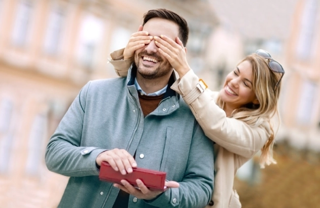 تبریک روز مرد به همسر با جملات عاشقانه و زیبا