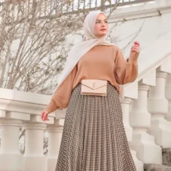 ست لباس پاییزه دخترانه: جدیدترین ترندهای ۱۴۰۴ با گلتن