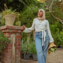 راهنمای جامع خرید شلوار زنانه: انتخاب بر اساس فرم بدن و سن