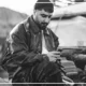 متن اهنگ پیکا بالا پایین میشن چرا هرچی میخورم مست نمیشم